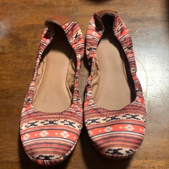 Lucky Brand Women’s Flats Size 8. Excellent condition. - Picture 1 of 4